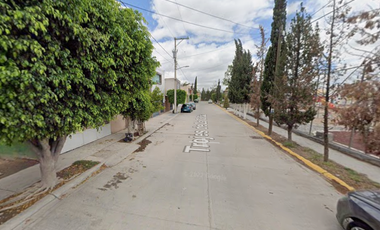 ¡¡GRAN OPORTUNIDAD DE ADQUIRIR O INVERTIR EN ESTA HERMOSA CASA DE REMATE BANCARIO!!., (SOLO CON RECURSOS PROPIOS).