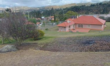 Terreno industrial de venta con frente (44 m) a la panamericana norte. construcción amplia. ideal para industria