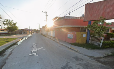 Casa en venta en Fraccionamiento Villa de las Flores, Altamira, Tamps., México