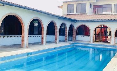 VENTA CASA BALLENITA VIA LA LIBERTAD (CHULLUIPE)