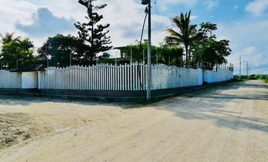 VENTA CASA BALLENITA VIA LA LIBERTAD (CHULLUIPE)