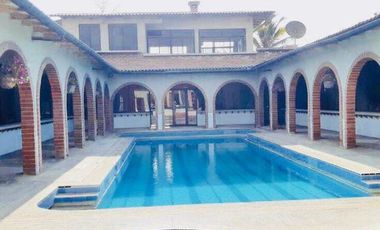 VENTA CASA BALLENITA VIA LA LIBERTAD (CHULLUIPE)