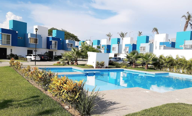 ¡¡HERMOSO Y AMPLIO INMUEBLE EN UNA DE LAS MEJOREZ ZONAS DE NAYARIT!!