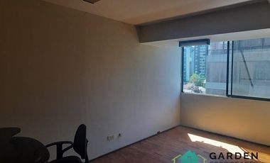 ARRIENDO OFICINA 3 AMBIENTES, METRO MANUEL MONTT PROVIDENCIA