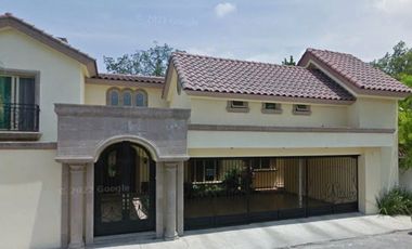 CASA EN REMATE HIPOTECARIO FUENTES DEL VALLE MONTERREY NUEVO LEON JGE