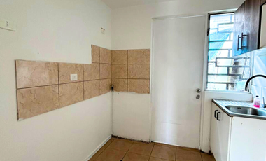 Arriendo Amplia Casa 2 Pisos | Lago Blanco, San Bernardo