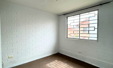 Arriendo Amplia Casa 2 Pisos | Lago Blanco, San Bernardo