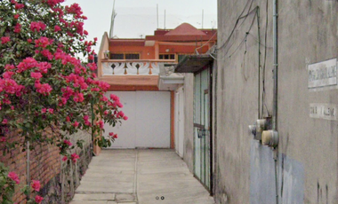 CASA EN ANDADOR SEXTO CALLEJÓN JAVIER MINA 12, SAN MATEO, TLÁHUAC, CIUDAD DE MÉXICO (REMATE BANCARIO)