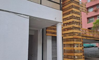 Estupenda Casa Comercial/Oficina, Suecia /C. Antúnez, 9 Privados, 10 Estacionamientos, A Pasos Metro Los Leones