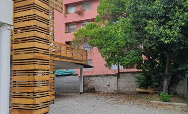 Estupenda Casa Comercial/Oficina, Suecia /C. Antúnez, 9 Privados, 10 Estacionamientos, A Pasos Metro Los Leones