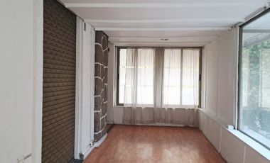 Estupenda Casa Comercial/Oficina, Suecia /C. Antúnez, 9 Privados, 10 Estacionamientos, A Pasos Metro Los Leones