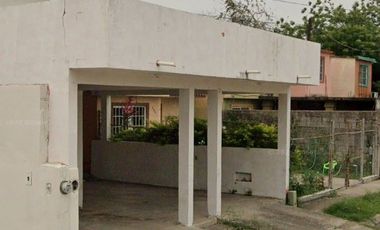 CASA EN VENTA  EN ALTAMIRA TAMAULIPAS ( NO CREDITO)
