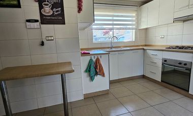 Vende amplia casa en Portal San Pedro, San Pedro de la Paz