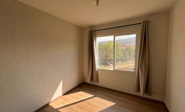 Departamento Semiamueblado en Renta – Cañadas del Bosque, Tres Marías  ¡Ubicación inmejorable! A un lado hospitales IMSS, ISSSTE, Infantil y Civil