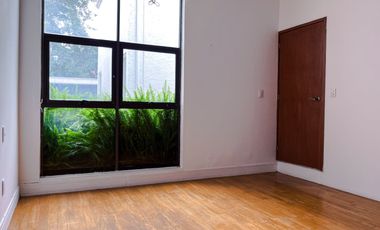 Venta Casa en Lomas de Chapultepec