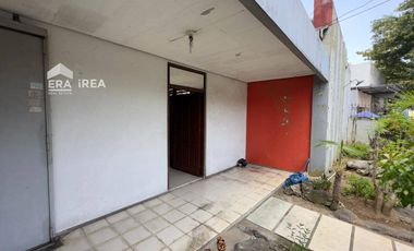 RUMAH DIJUAL DI SOLO DEKAT LUWES LOJIWETAN BENTENG TRADE CENTER