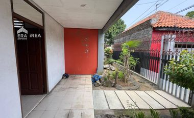 RUMAH DIJUAL DI SOLO DEKAT LUWES LOJIWETAN BENTENG TRADE CENTER