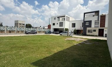 Lote en venta en Nobel Residencial Cholula Puebla Recta