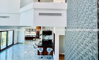 Casa en venta Residencia con alberca Zona Canteras $19,800,000.