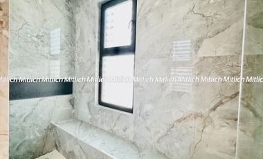 Casa en venta Residencia con alberca Zona Canteras $19,800,000.