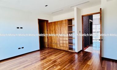 Casa en venta Residencia con alberca Zona Canteras $19,800,000.