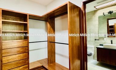 Casa en venta Residencia con alberca Zona Canteras $19,800,000.