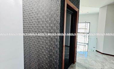 Casa en venta Residencia con alberca Zona Canteras $19,800,000.