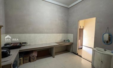 RUMAH DIJUAL DI SOLO DEKAT STASIUN JEBRES RS MOEWARDI