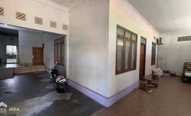 RUMAH DIJUAL DI SOLO DEKAT STASIUN JEBRES RS MOEWARDI