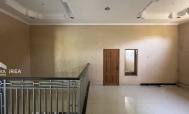 RUMAH DIJUAL DI SOLO DEKAT STASIUN JEBRES RS MOEWARDI