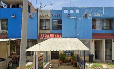 CASA EN VENTA, ¡¡REMATE BANCARIO!!  PASEO DE TITANIO, JOYAS DE CUAUTITLAN, EDOMEX.