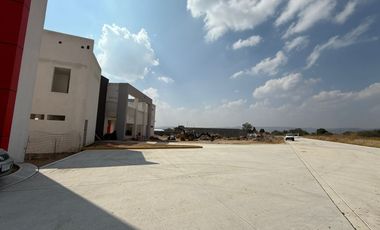 SE VENDE TERRENO EN PARQUE INDUSTRIAL EL VOLCAN