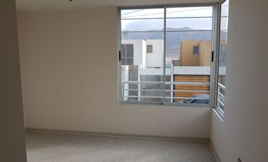 SE ARRIENDA CASA 2 PISOS – ALTOS DEL SUR III, ALTO HOSPICIO