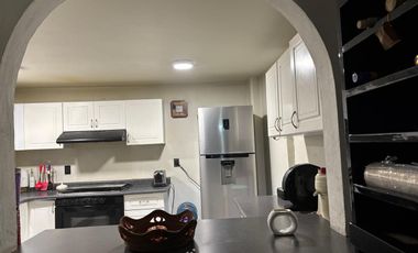 CASA EN VENTA EN U H VICENTE GUERRERO, IZTAPALAPA