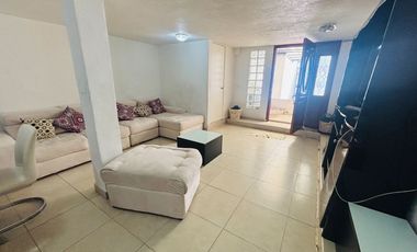 CASA EN VENTA EN U H VICENTE GUERRERO, IZTAPALAPA