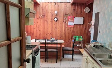 Se Vende amplia Casa en Sector El Bosque