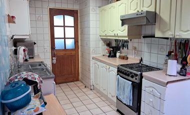 Se Vende amplia Casa en Sector El Bosque