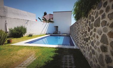 Departamento en renta en lomas Tetela con vigilancia