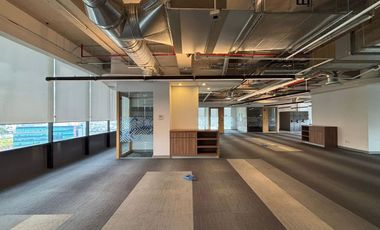 Venta Oficinas en Quéretaro sobre carretera México-Querétaro