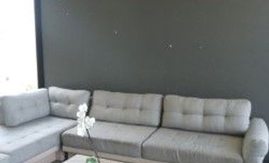 CASA EN RENTA FRACCIONAMIENTO LOS ROBLES 3 RECAMARAS, ESTUDIO Y BAÑO COMPLETO EN PLANTA BAJA, TERRAZA, JARDIN, BODEGA