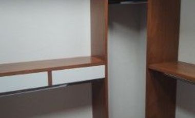 CASA EN RENTA FRACCIONAMIENTO LOS ROBLES 3 RECAMARAS, ESTUDIO Y BAÑO COMPLETO EN PLANTA BAJA, TERRAZA, JARDIN, BODEGA