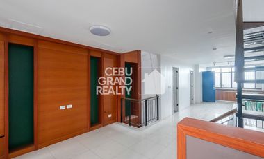 The Peak of Luxury and Modern Townhouse Design