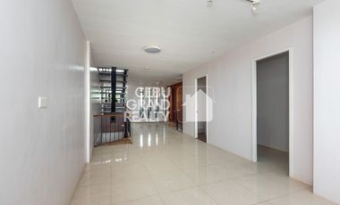 The Peak of Luxury and Modern Townhouse Design