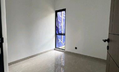 Rumah Modern, lingkungan hijau di cisitu indah Dago Ref.05122