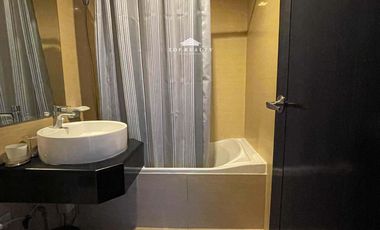 2 Bedroom Condo Unit For Sale in One Central at Makati City