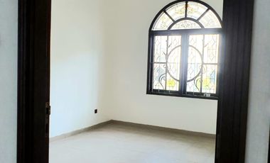 Disewakan Rumah Citraland Utama