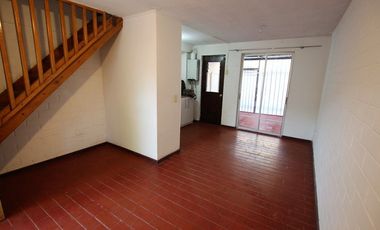 Se Arrienda Casa en Psje Los Pehuenches - Puente Alto