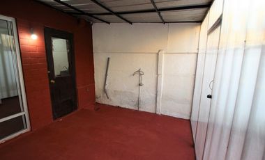 Se Arrienda Casa en Psje Los Pehuenches - Puente Alto