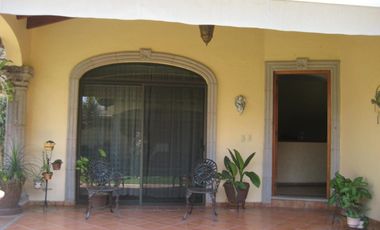 RENTO CASA EN FRACC. JUNTO AL RIO, TEMIXCO, MORELOS