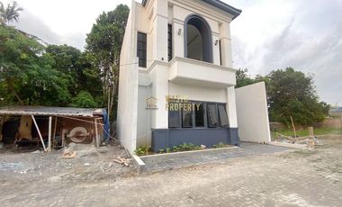 RUMAH MEWAH 2 LANTAI DI GODEAN DEKAT PUSAT KOTA YOGYAKARTA